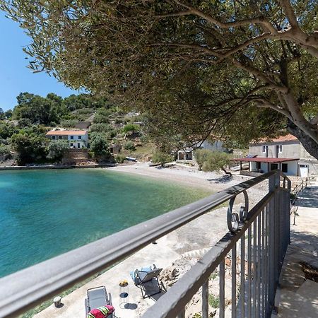 Seaside Cottage Maslina Gdinj Zewnętrze zdjęcie