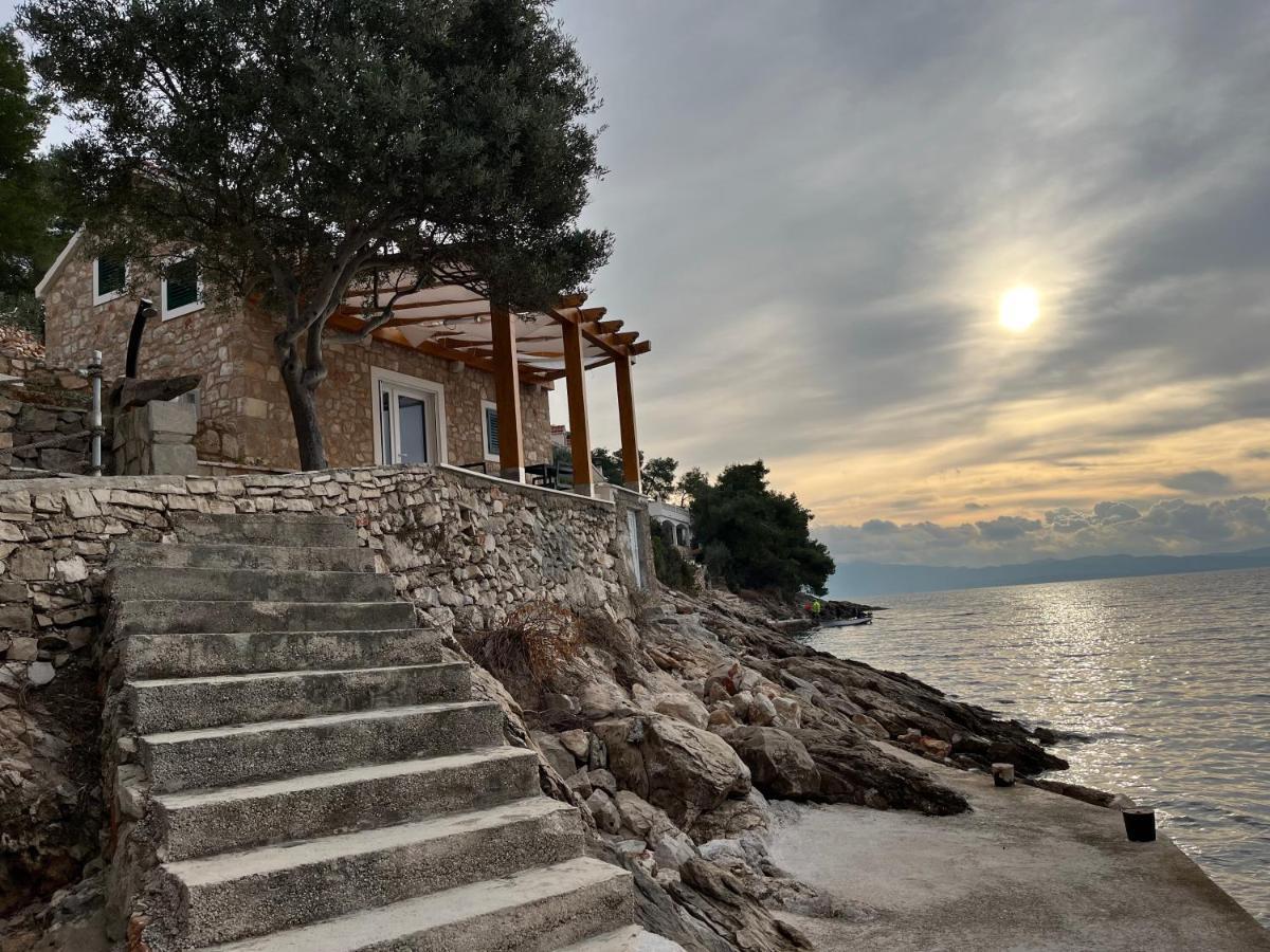 Seaside Cottage Maslina Gdinj Zewnętrze zdjęcie